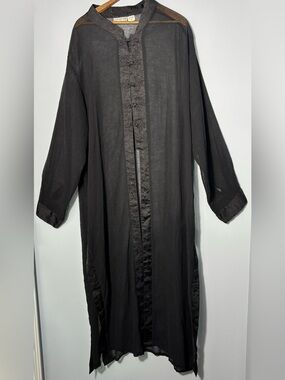 Kloz Lyne Plus Women’s 4X Black Sheer Kimono Button Front Embroidered Accents